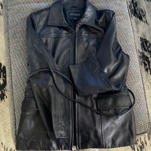 Express black leather coat Large